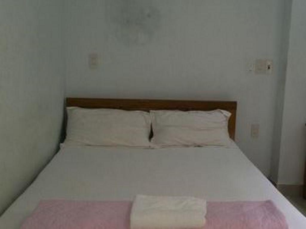 Anh Tuan Hotel Хуе Екстериор снимка