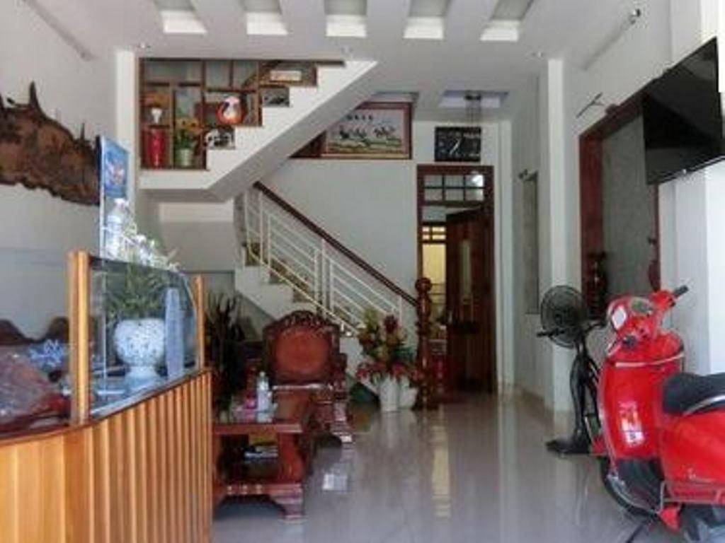 Anh Tuan Hotel Хуе Екстериор снимка