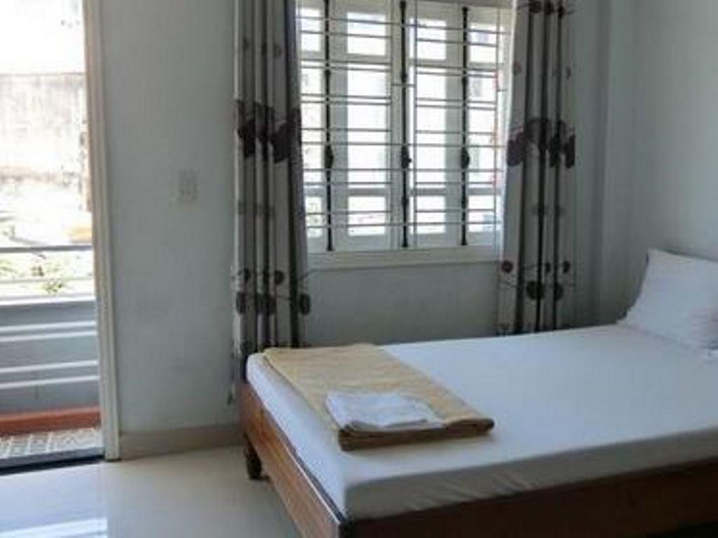 Anh Tuan Hotel Хуе Екстериор снимка
