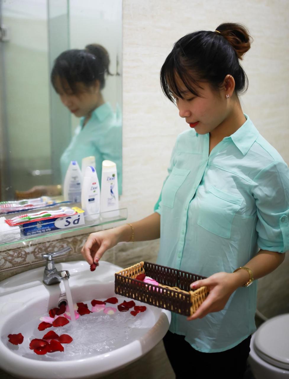 Anh Tuan Hotel Хуе Екстериор снимка